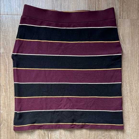 Fossil Striped Multicolor Women's Skirt Size Extra Small - Picture 1 of 8